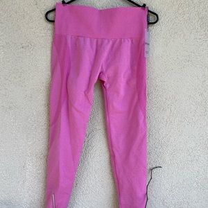 Bubble Gum Pink Contour Seamless Leggings